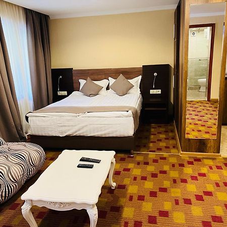 Hotel Iveria Abastumani Bagian luar foto