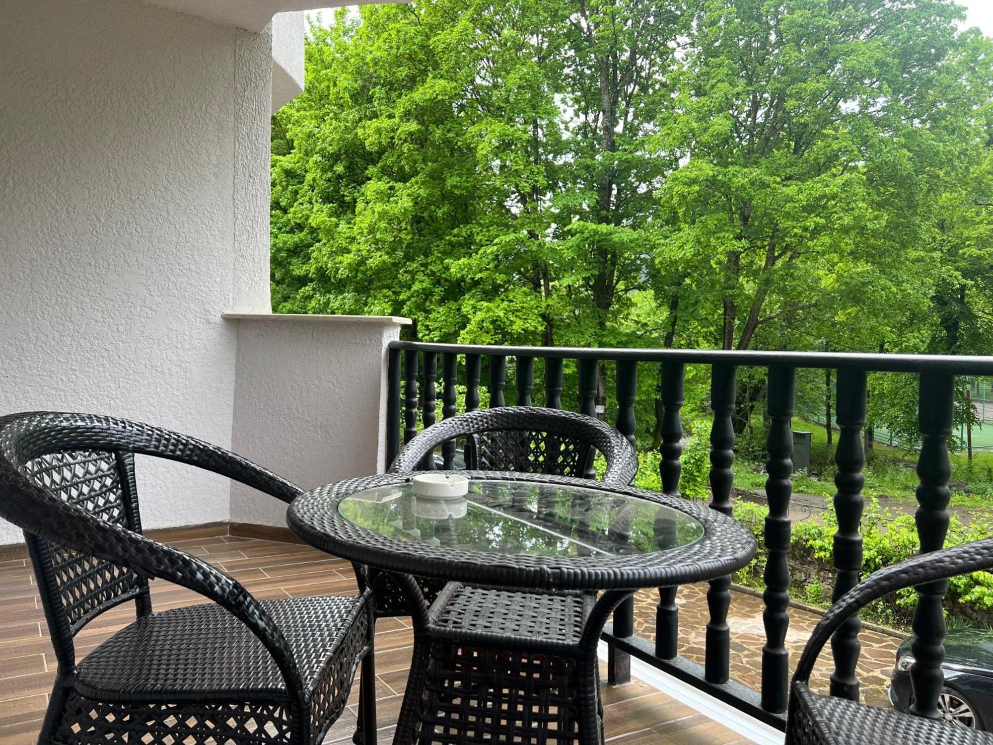 Hotel Iveria Abastumani Bagian luar foto